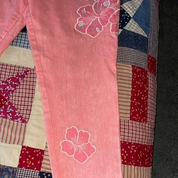 DG2 Pink Floral Embroidered Pants - Picture 4 of 9